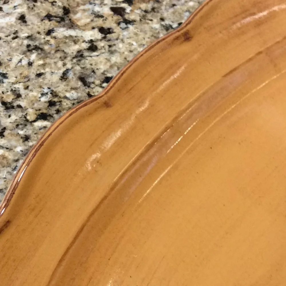 FINAL SALE PRICE Large Scallop Platter - Microwave Oven & DW Safe - Picture 3 of 6